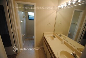 8916 Bayaud Dr in Tampa, FL - Building Photo - Building Photo