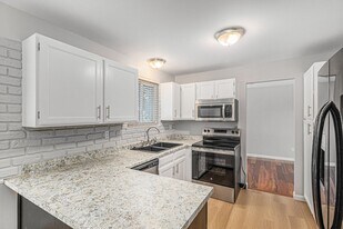 3256 S Granby Way in Aurora, CO - Building Photo