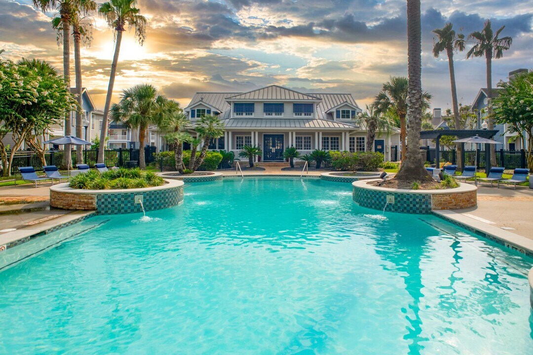 The Moorings in League City, TX - Foto de edificio