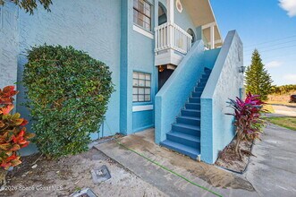 2107 Hidden Grove Ln in Merritt Island, FL - Building Photo - Building Photo