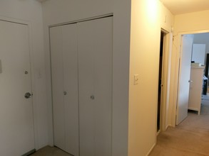 1111 University Blvd W-Unit -1113 in Silver Spring, MD - Building Photo - Building Photo