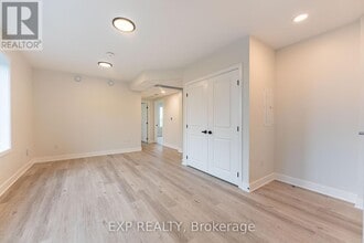 360-360 Lacasse Ave in Ottawa, ON - Building Photo - Building Photo