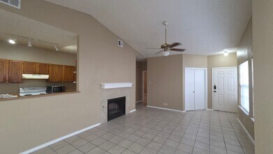 3414 Ridge Smoke in San Antonio, TX - Building Photo - Building Photo