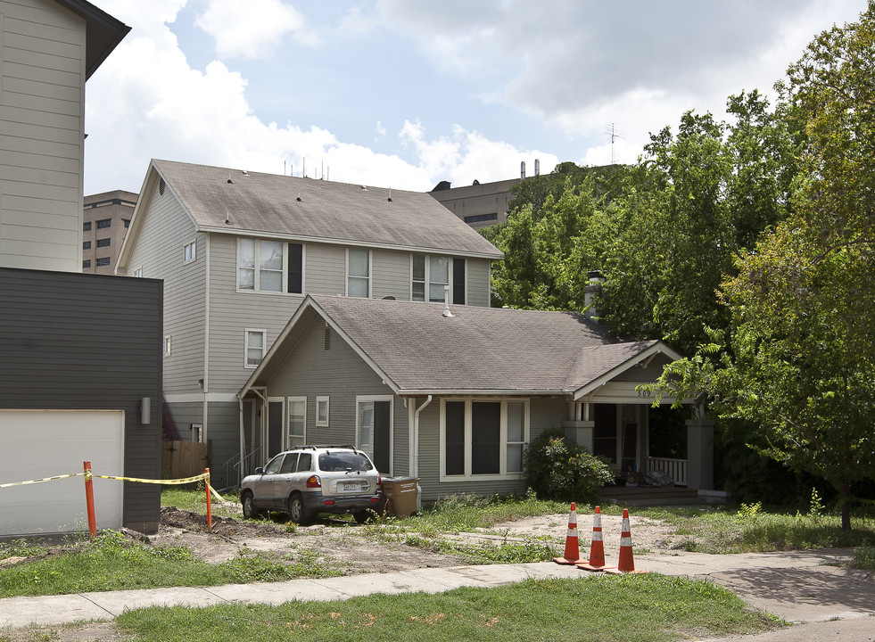 509 Elmwood Pl in Austin, TX - Building Photo