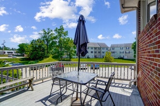 1133 N Byrne Rd in Toledo, OH - Building Photo - Building Photo