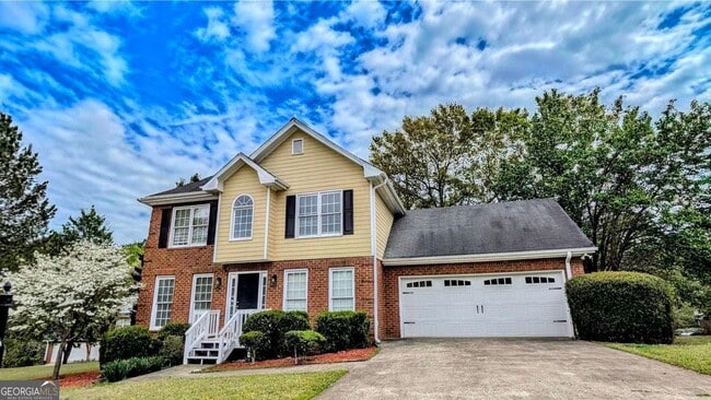 property at 253 Hampton Park Dr