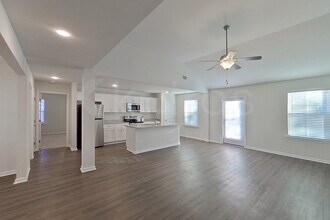 116 Western Red Cedar Dr in Springfield, GA - Building Photo - Building Photo