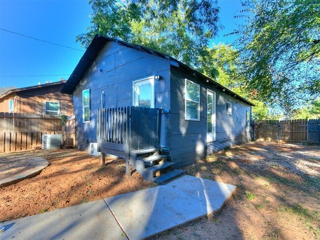 property at 321 N McKinley Ave