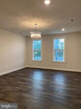 12884 Sunrise Ridge Aly in Herndon, VA - Building Photo - Building Photo