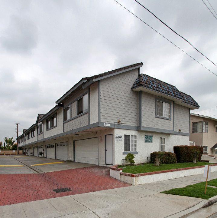 1408-1410 New Ave in San Gabriel, CA - Building Photo