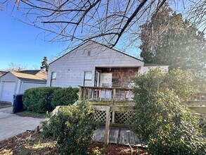 2144 NW 36th St in Oklahoma City, OK - Building Photo - Building Photo