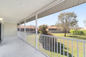 5436 Admiral Way in Oxford, FL - Building Photo - Building Photo