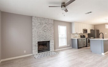 1505 Cinnamon Path in Austin, TX - Building Photo - Building Photo