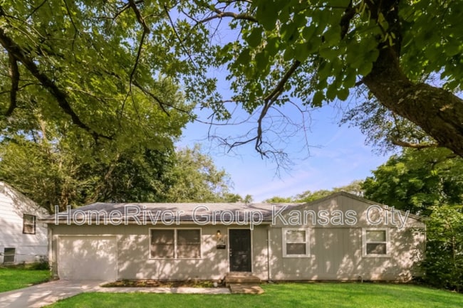 property at 6410 E 149 Terrace