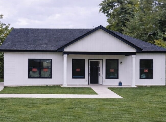 property at 3112 St Louis St