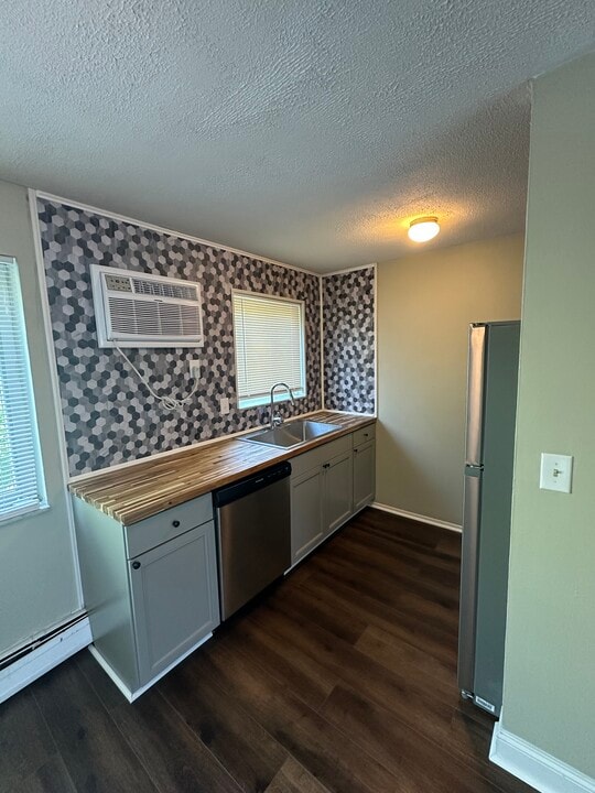 1762 Cleneay Ave, Unit 1762 Cleneay APARTMENT in Norwood, OH - Foto de edificio