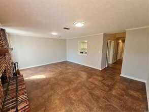 1613 Cobblestone Ct in Montgomery, AL - Building Photo - Building Photo