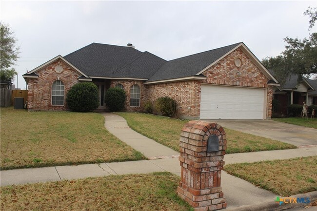 property at 504 Vista Cove