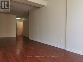 633-1633 Bay St. in Toronto, ON - Building Photo - Building Photo