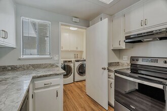 652 Vasona Ave in Los Gatos, CA - Building Photo - Building Photo