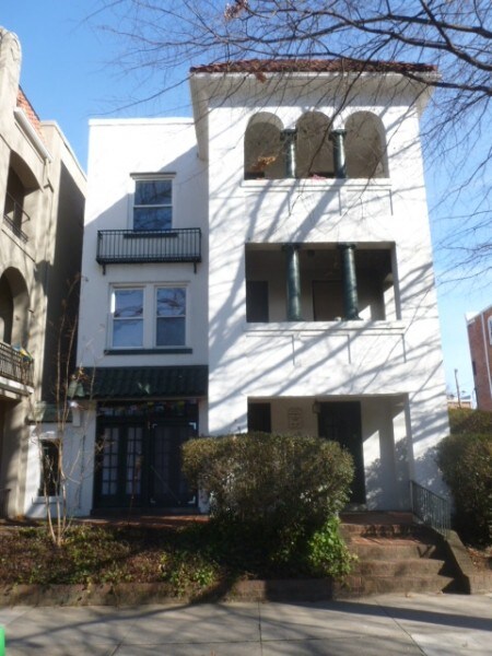 2820 Monument Ave in Richmond, VA - Building Photo