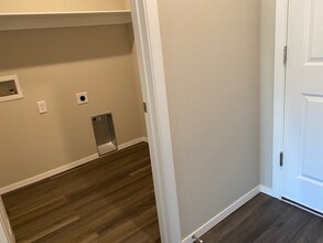 2933 W Obsidian St in Fayetteville, AR - Building Photo - Building Photo
