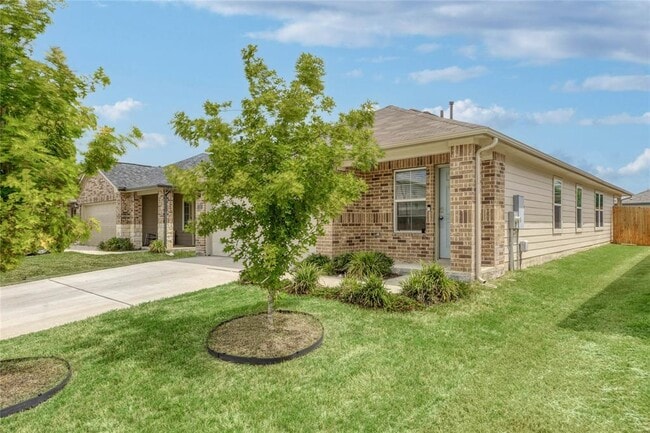 120 Skipping Stone Ln in San Marcos, TX - Building Photo - Building Photo