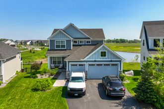 LEGACY AT NORTH STAR in Lake Elmo, MN - Building Photo - Building Photo