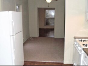 3206 Bryant Ave S, Unit 3 in Minneapolis, MN - Foto de edificio - Building Photo