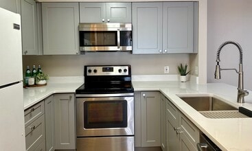 4460 S Pitkin St, Unit 128 in Aurora, CO - Building Photo - Building Photo