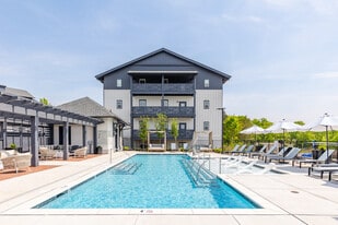 Livano Trinity in Nashville, TN - Building Photo