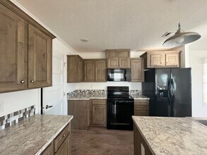 171 Eland Dr in North Fort Myers, FL - Building Photo - Building Photo