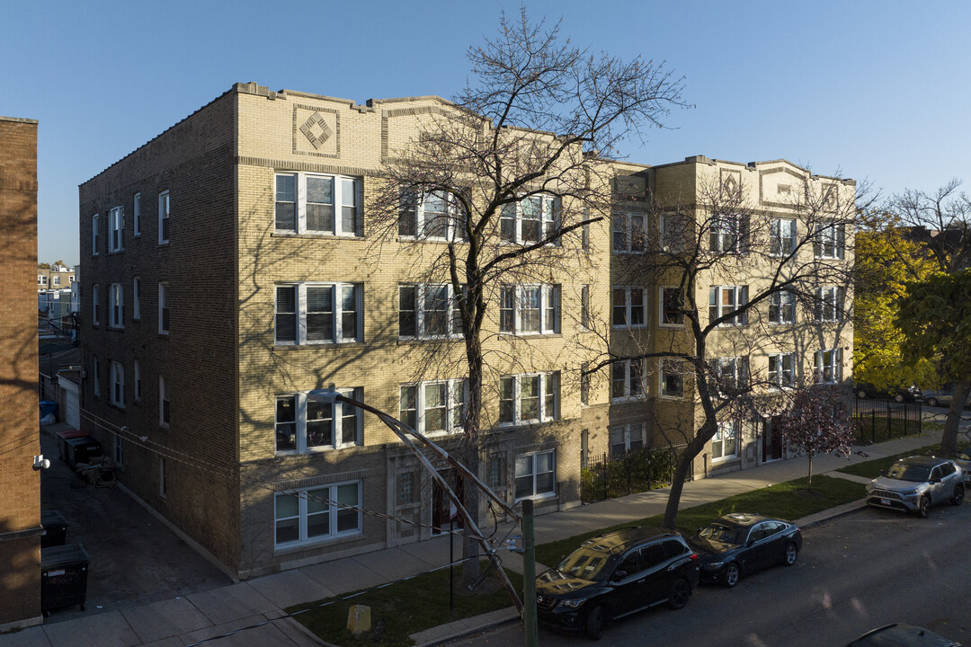 3100-3106 W Leland Ave in Chicago, IL - Building Photo