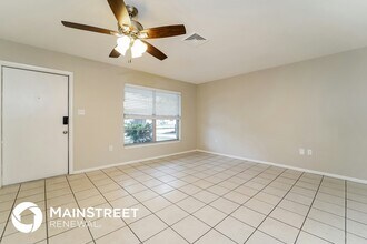 3411 Spainwood Dr in Sarasota, FL - Building Photo - Building Photo