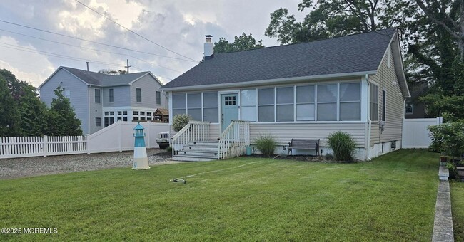 311 River Ave in Point Pleasant, NJ - Building Photo - Building Photo