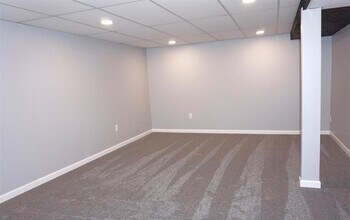 41136 Northwind Dr in Canton Township, MI - Building Photo - Building Photo