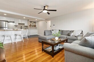 100 Magnolia Ave in Lynn, MA - Building Photo - Building Photo