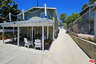 1716 Grafton St in Los Angeles, CA - Building Photo - Building Photo