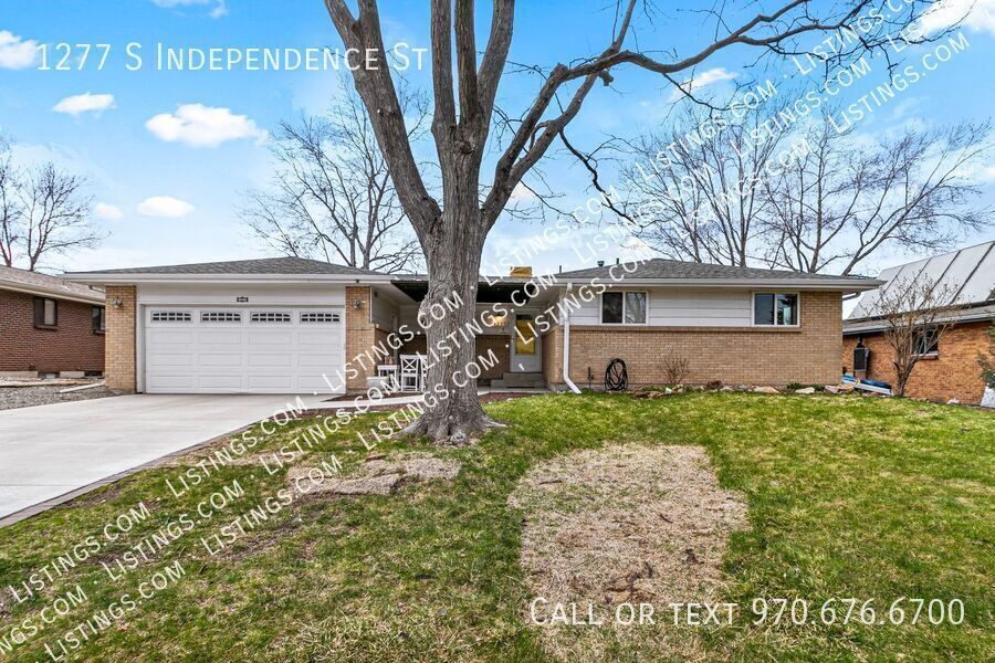 1277 S Independence St in Lakewood, CO - Building Photo