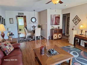 5855 18th St N in St. Petersburg, FL - Building Photo - Building Photo