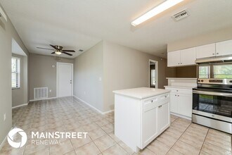 3286 Papaya Rd in Venice, FL - Foto de edificio - Building Photo