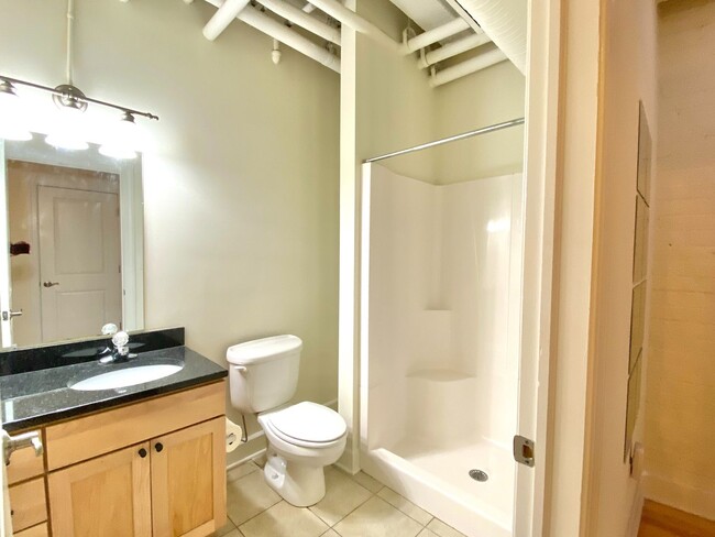 1019 Hull St in Richmond, VA - Building Photo - Building Photo