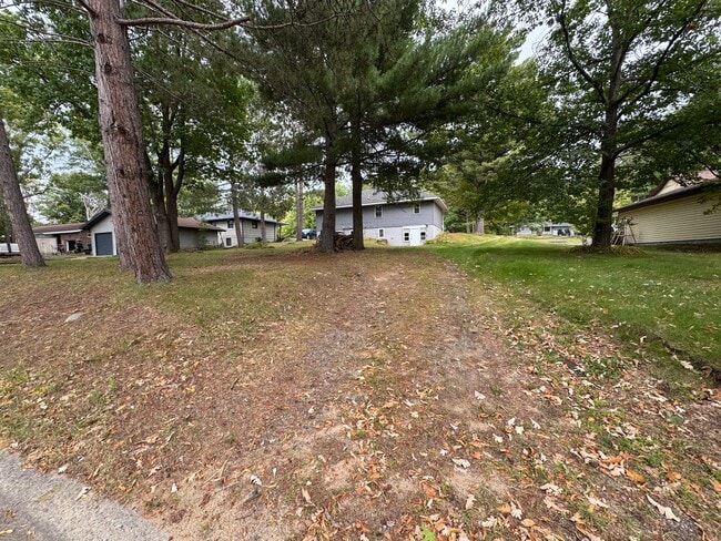 2614 McKinney Lake Rd in Grand Rapids, MN - Building Photo - Building Photo