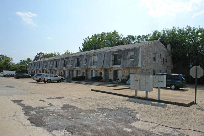 Amber Court Apartments