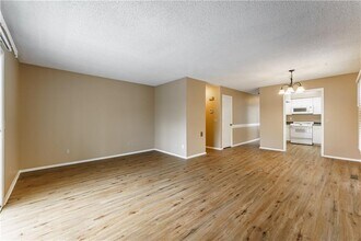 3 Tiffany Ln in Bella Vista, AR - Building Photo - Building Photo