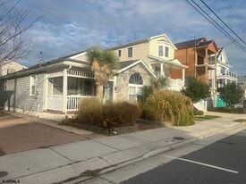 111 N Monroe Ave in Margate City, NJ - Building Photo