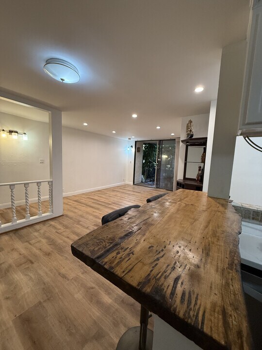 439 S Catalina Ave in Pasadena, CA - Building Photo