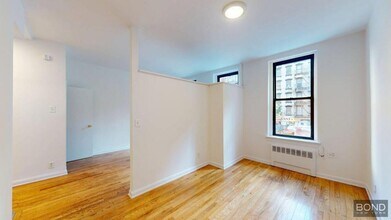 947 1st Ave in New York, NY - Building Photo - Building Photo