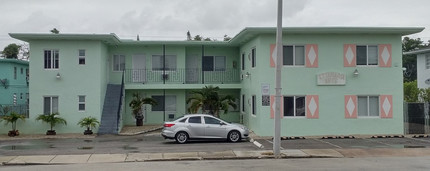 521 NE 82nd Ter in Miami, FL - Foto de edificio - Primary Photo