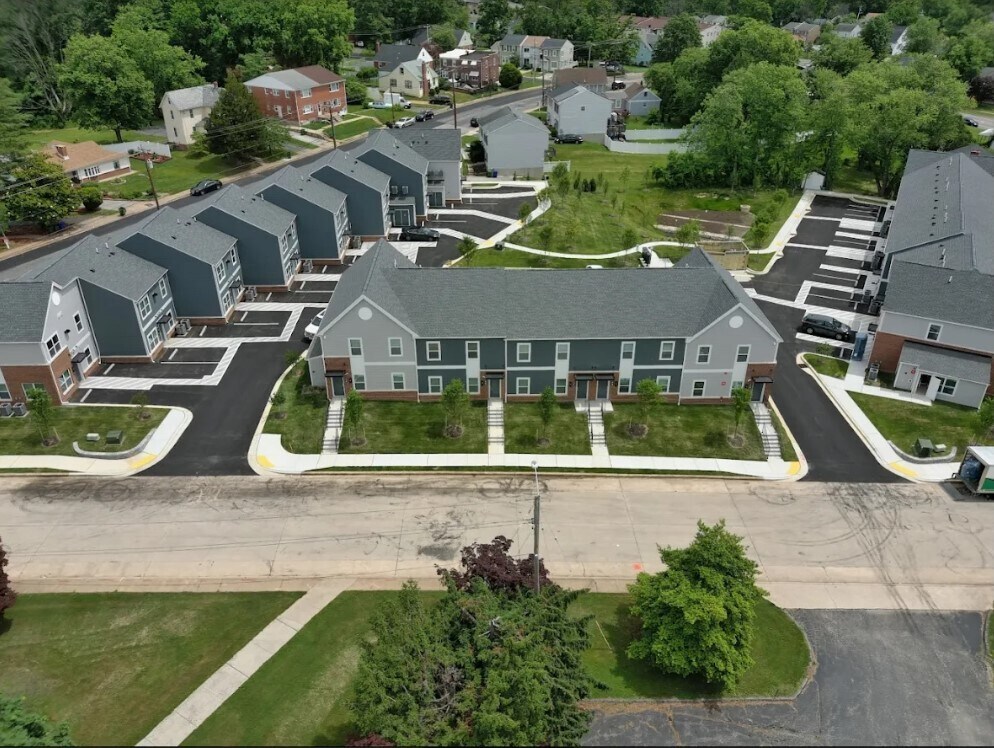 Hamilton Row Apartments in Baltimore, MD